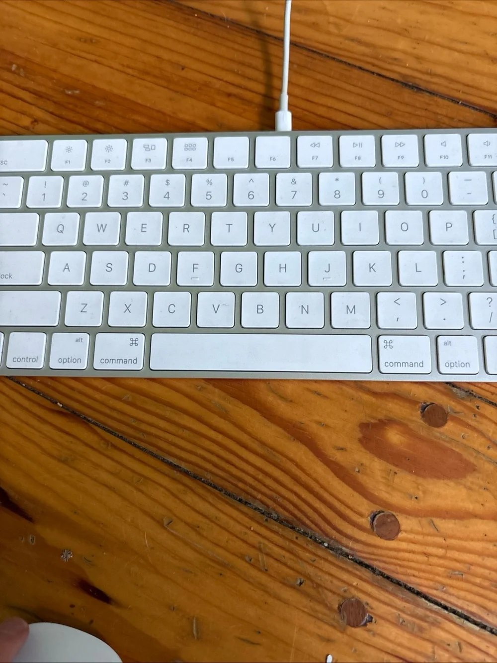 Apple A1644 Magic Wireless Bluetooth Keyboard and A1657 Magic Mouse 2 Combo